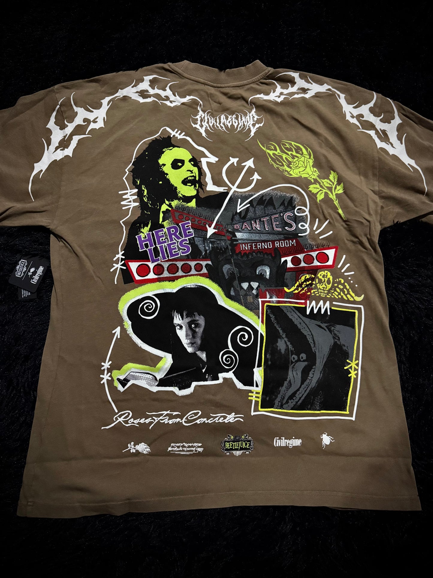 Showtime Beetlejuice Oversized Tee