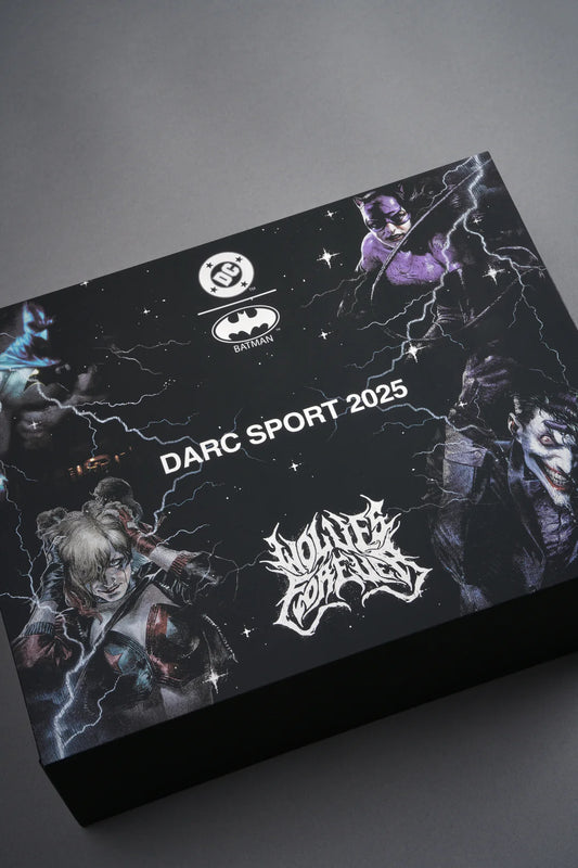 BATMAN VS JOKER "SIDE-BY-SIDE" TEE BOX SET IN BLACK